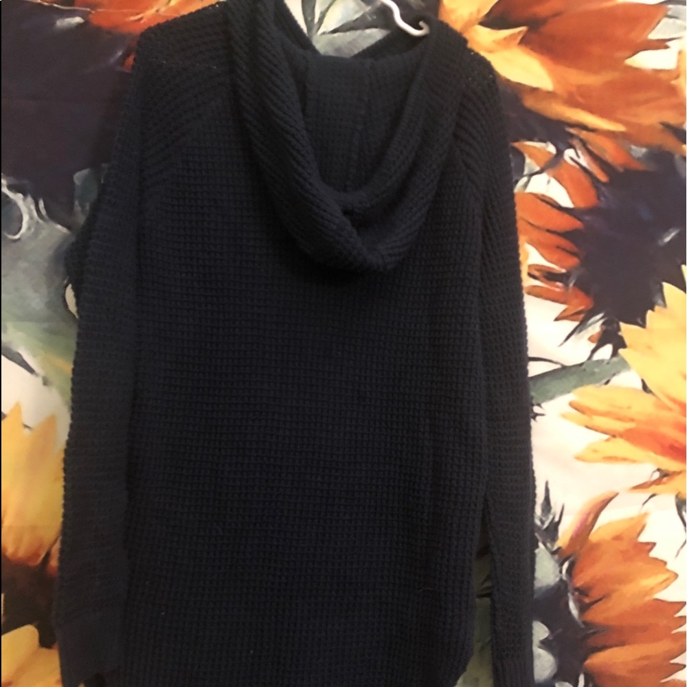 Long Sweater - Picture 2 of 3